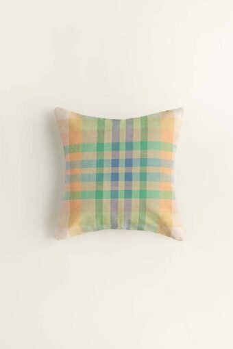 checks woven cushion 1 2