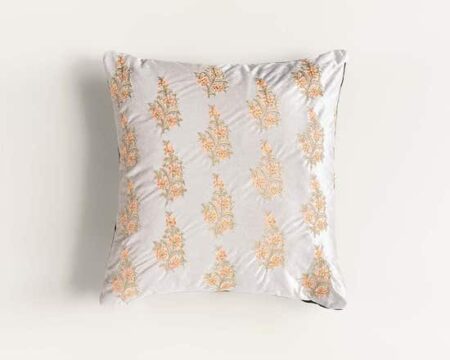 Gul bahar 2 Velvet Embroidered Cushion Cover