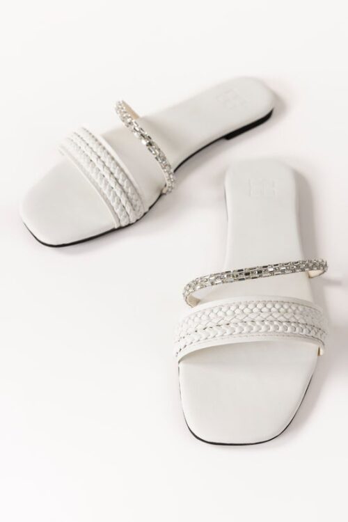 White Slipper IWE-SLP24-023