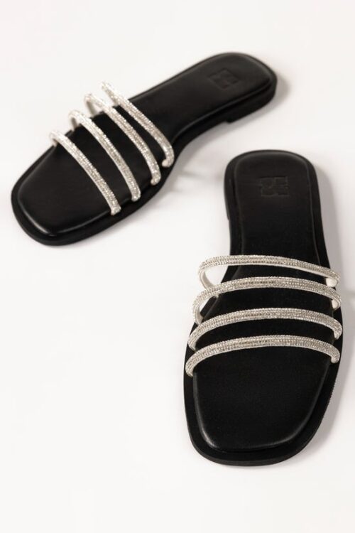 Black Slipper IWE-SLP24-026