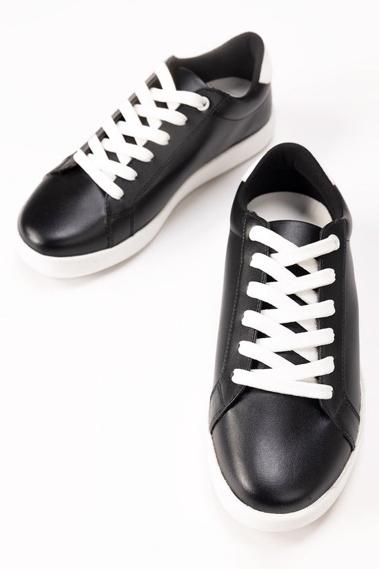 421448 black women sneaker ideas front 2