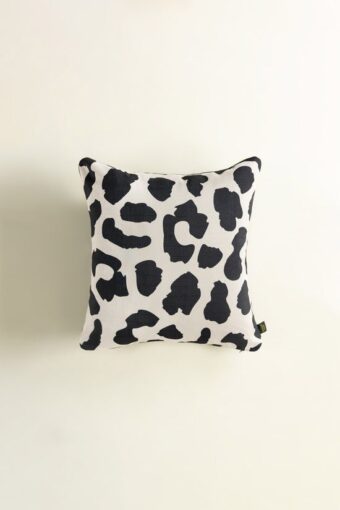 black strokes digital cushion cover gulahmed front 1