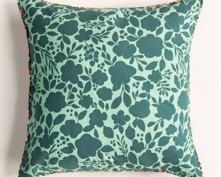 Bloom Bliss T-150 Square Cushion Cover