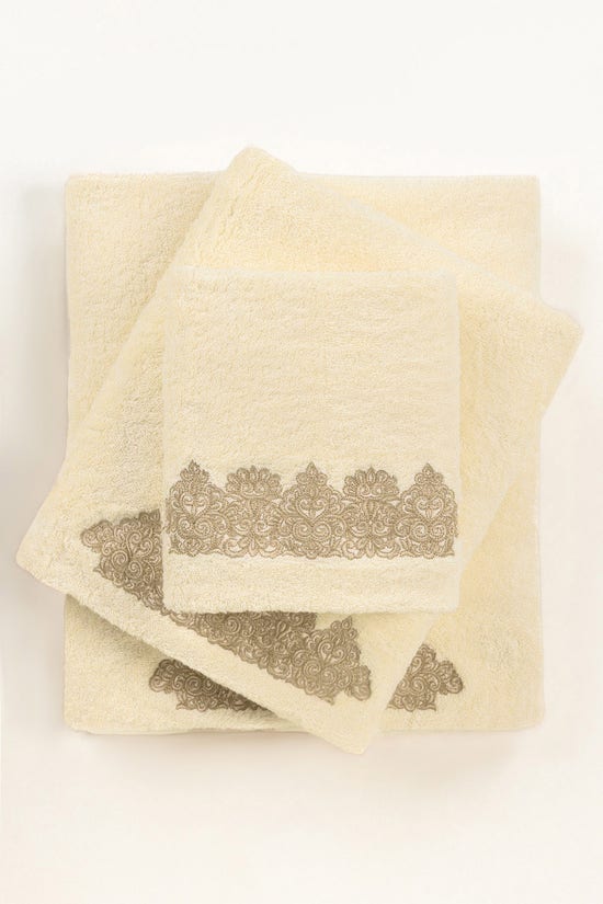 cream combed 3pc embroidered towel setl gulahmed front 1