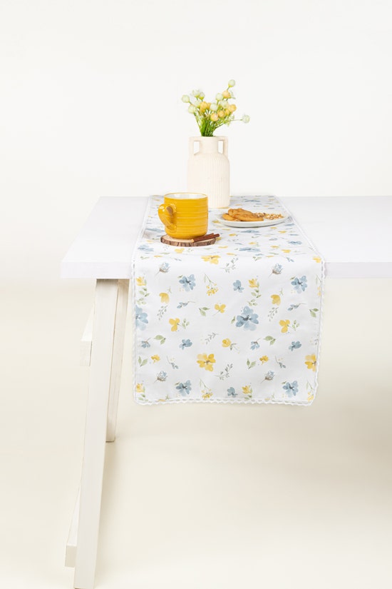 dm tl 002 table runner gulahmed front 1
