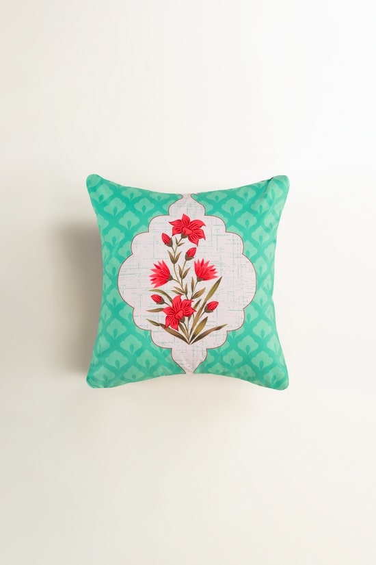 ss25 pak 004 pakistan day cushion cover gulahmed front 1