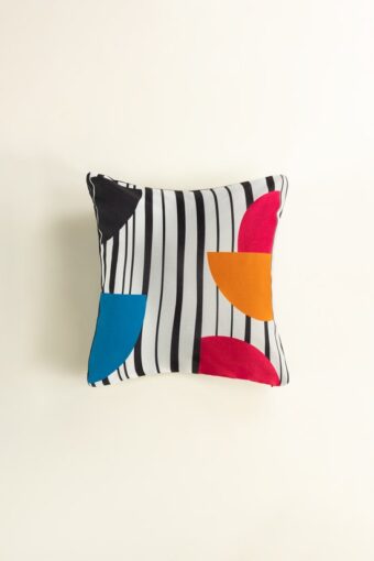 stripes digital cushion cover gulahmed front 1