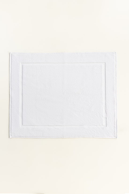 white terry bath mat gulahmed front 1