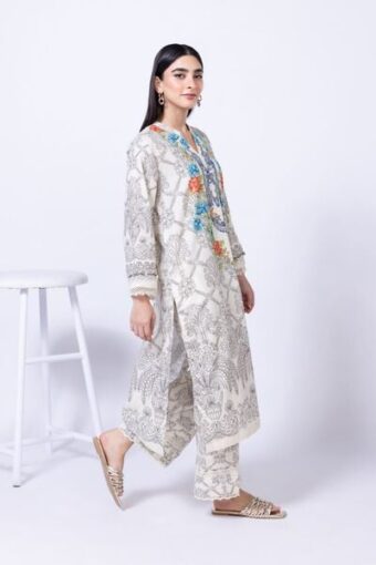 eeb245220a off white 1