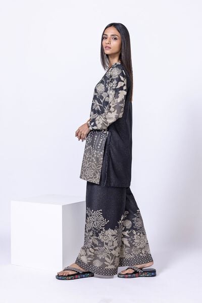 eeb24687b black 1