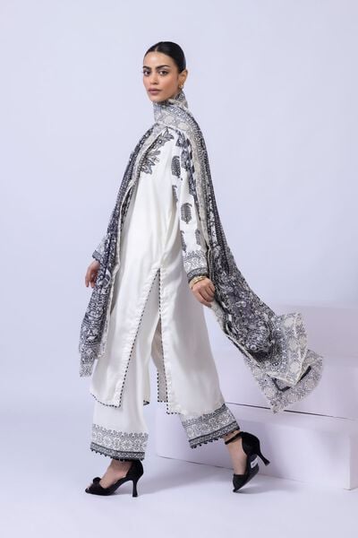 esb24623b off white 1