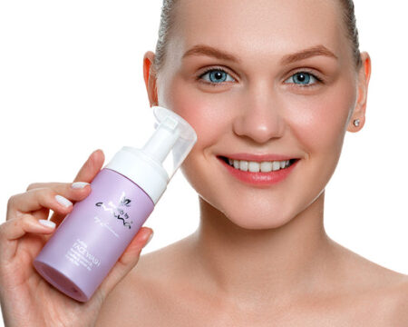 PURIFYING FACE WASH