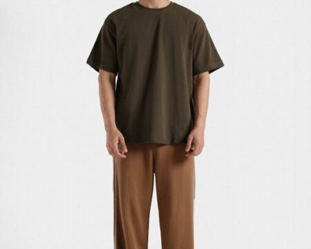 Basic T-Shirt
