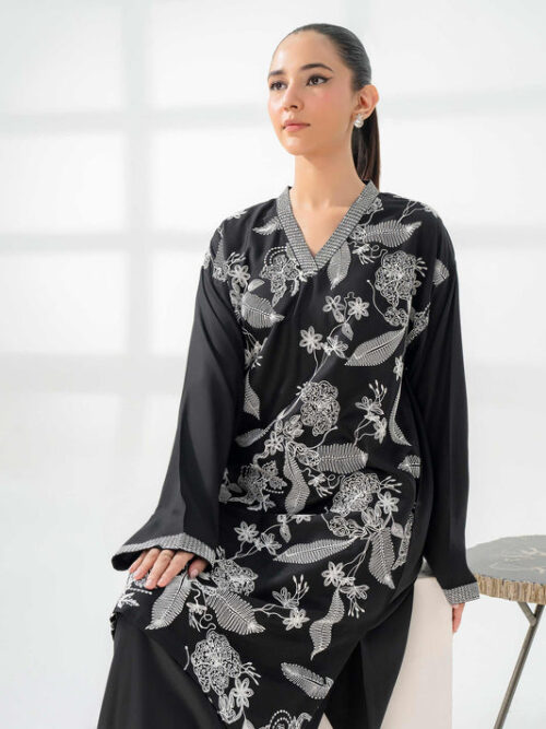 A0691ST SML 034 6 2PieceCrepeSuit Embroidered Pret