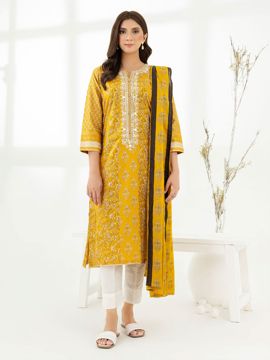 P8309SU SML 374 1 2PieceLawnSuit Embroidered Pret