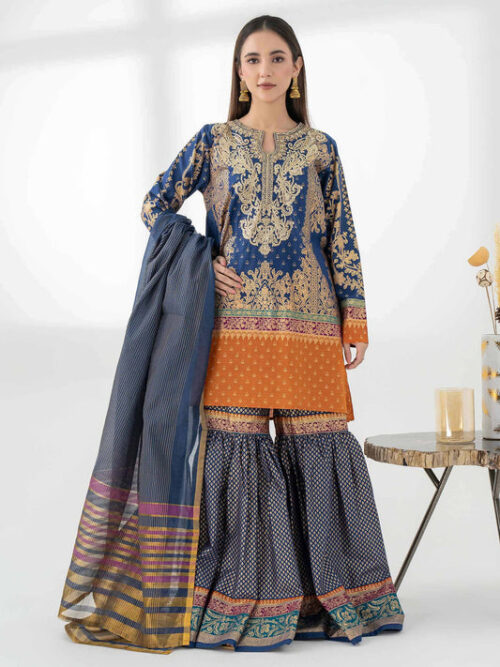 P8322SU XSL 143 7 3PieceCambricSuit Embroidered Pret